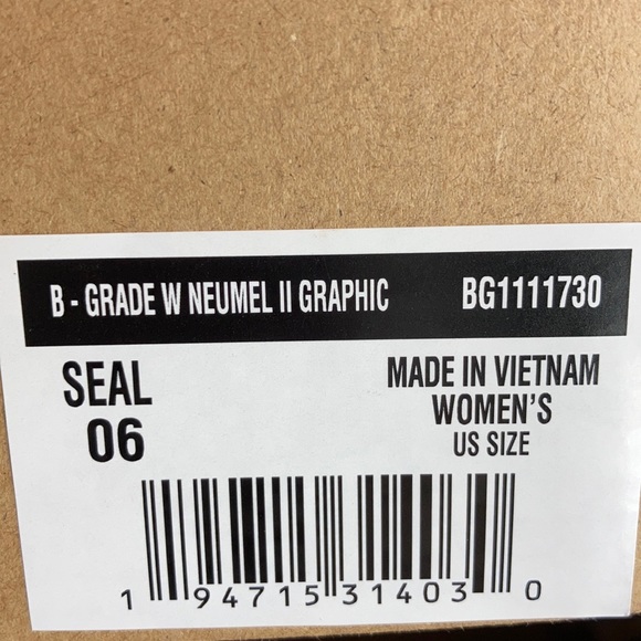 UGG Nuemel Graphic II Seal Suede Wool Slip Boot - Picture 7 of 7